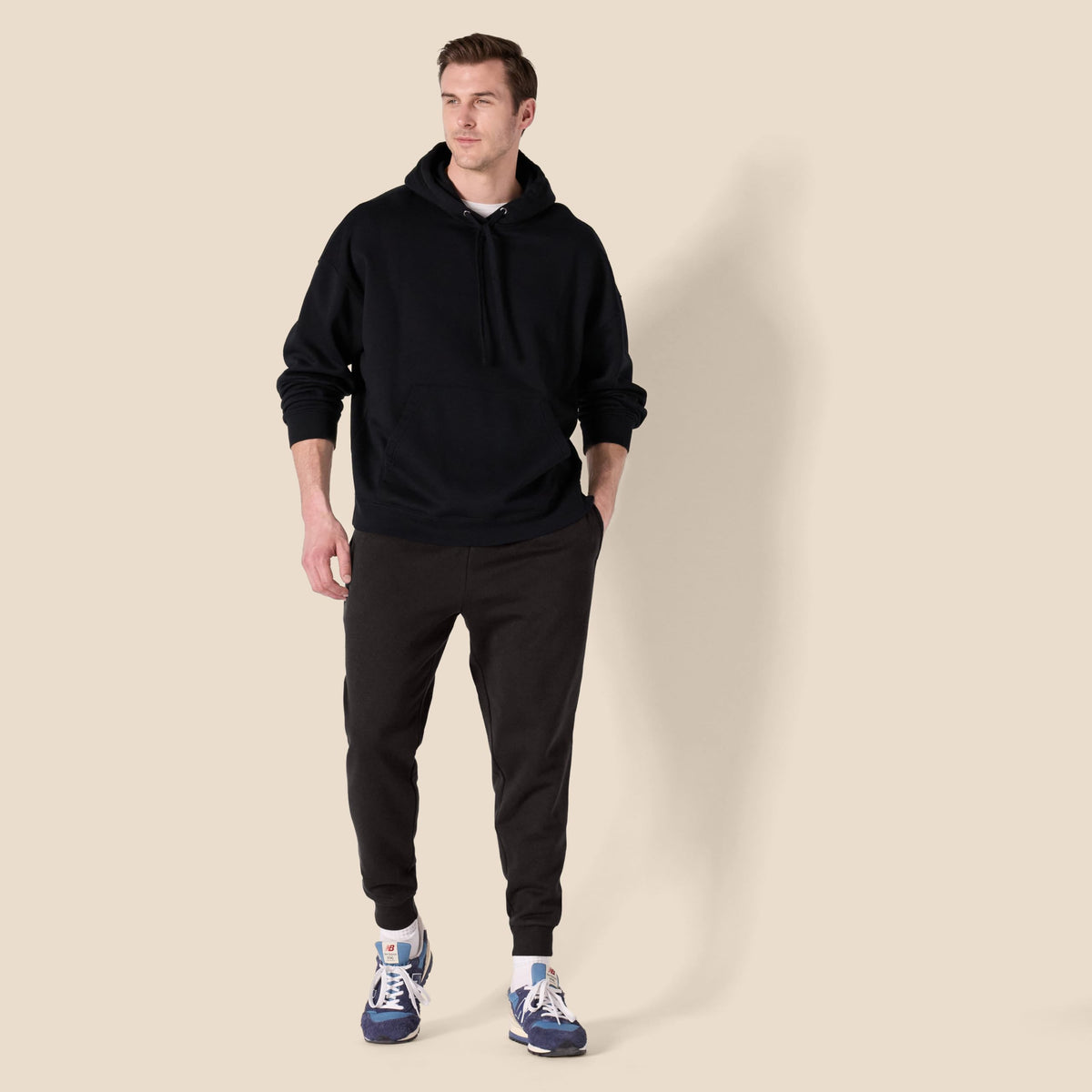 Amazon Essentials Men's Tracksuit Bottoms, Fleece, Comfortable Fit