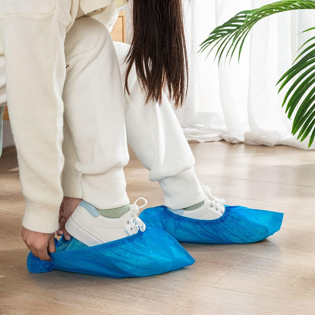 WUJUN 100/200 Pack Blue/Black Disposable Shoes Covers Boot Cover Waterproof, Dust-proof, Non-slip, One Size Fit Most, Protect Your Shoes, Carpets and Floors. Cleaning Accessories