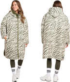 OHS Adults Drying Robe, Water-Resistant Changing Robe Gifts for Women Comfy Sherpa Privacy Robes for Women Men, Stay Dry Jacket Swimming Camping Drying Robes - S/M, L/XL
