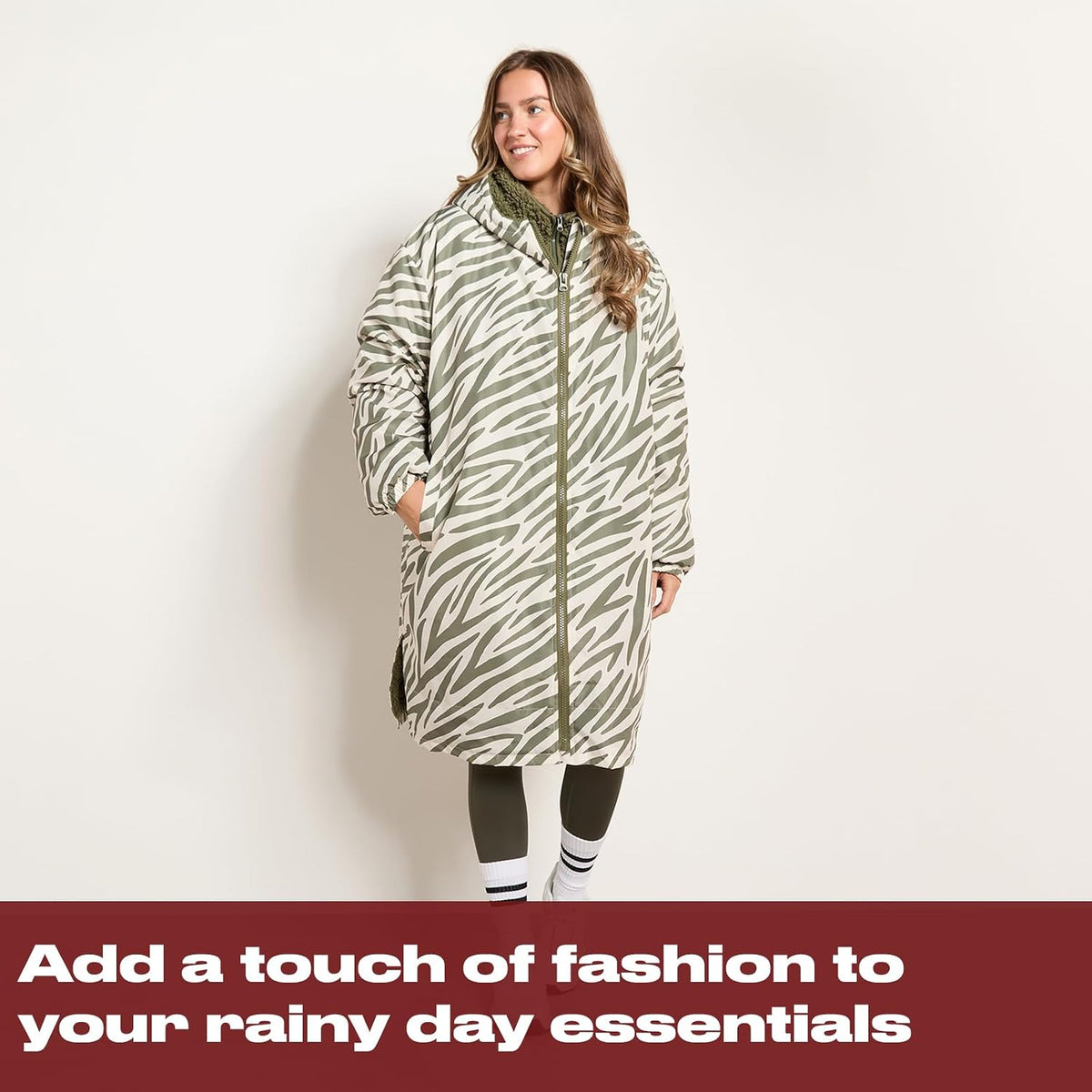 OHS Adults Drying Robe, Water-Resistant Changing Robe Gifts for Women Comfy Sherpa Privacy Robes for Women Men, Stay Dry Jacket Swimming Camping Drying Robes - S/M, L/XL