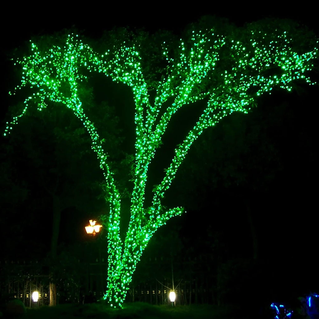 Dazzle Bright 300 LED Christmas String Lights, 100 FT Connectable Waterproof String Lights Green Wire with 8 Modes, Christmas Decorations for Indoor Outdoor Xmas Party Yard Garden (Warm White)