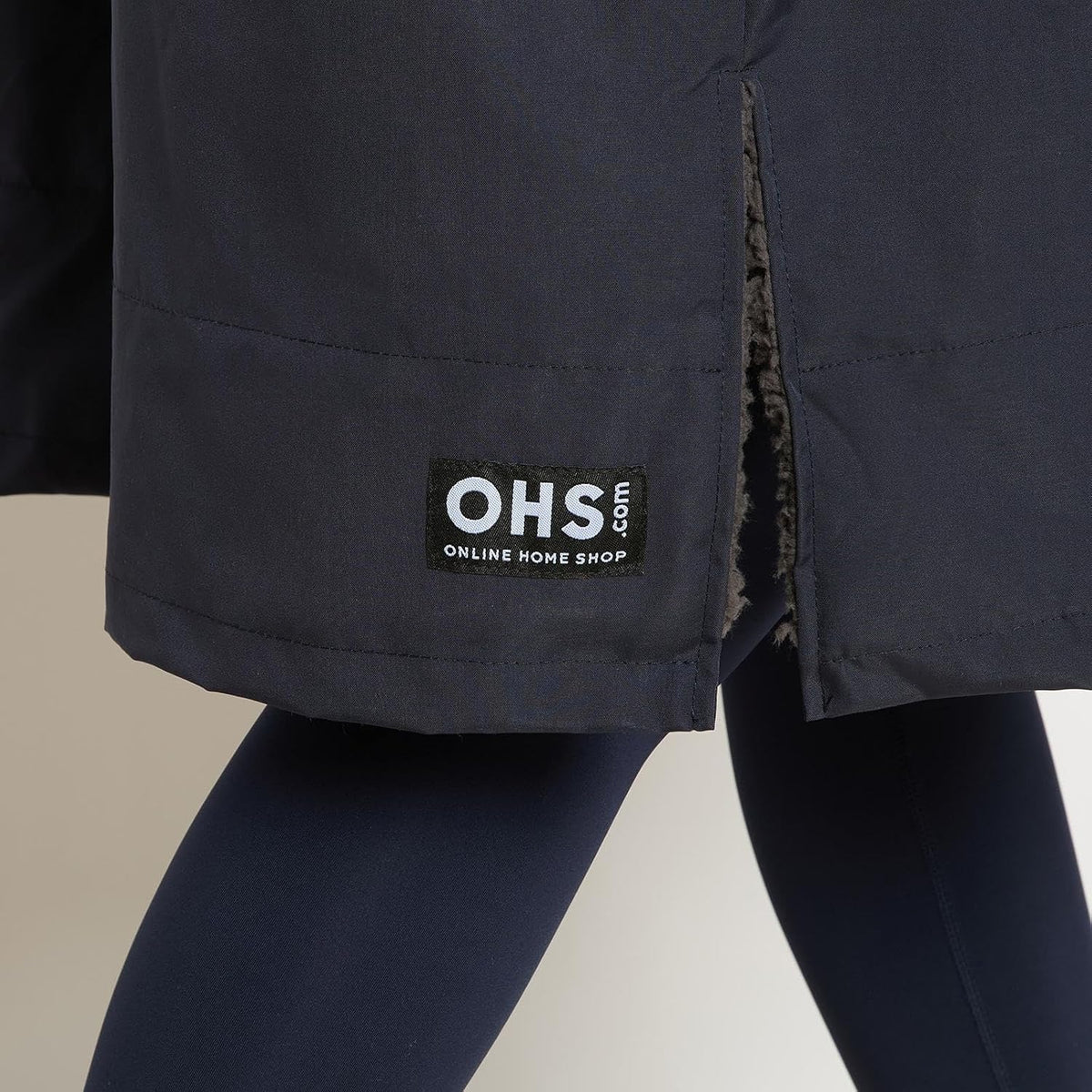 OHS Adults Drying Robe, Gifts for Women Outdoor Water-Resistant Changing Robe Womens Jacket Comfy Sherpa Privacy Robes for Women Men, Stay Dry Swimming Camping Drying Robes - S/M, L/XL