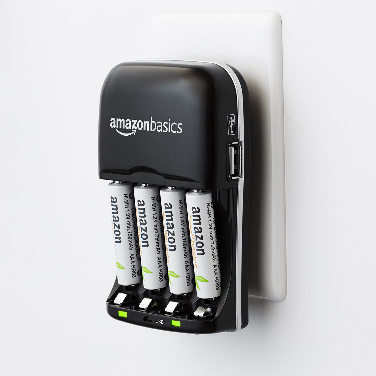 Amazon Basics Battery Charger for Rechargeable AA and AAA NiMh Batteries – UK Plug, 4-Bay, Black
