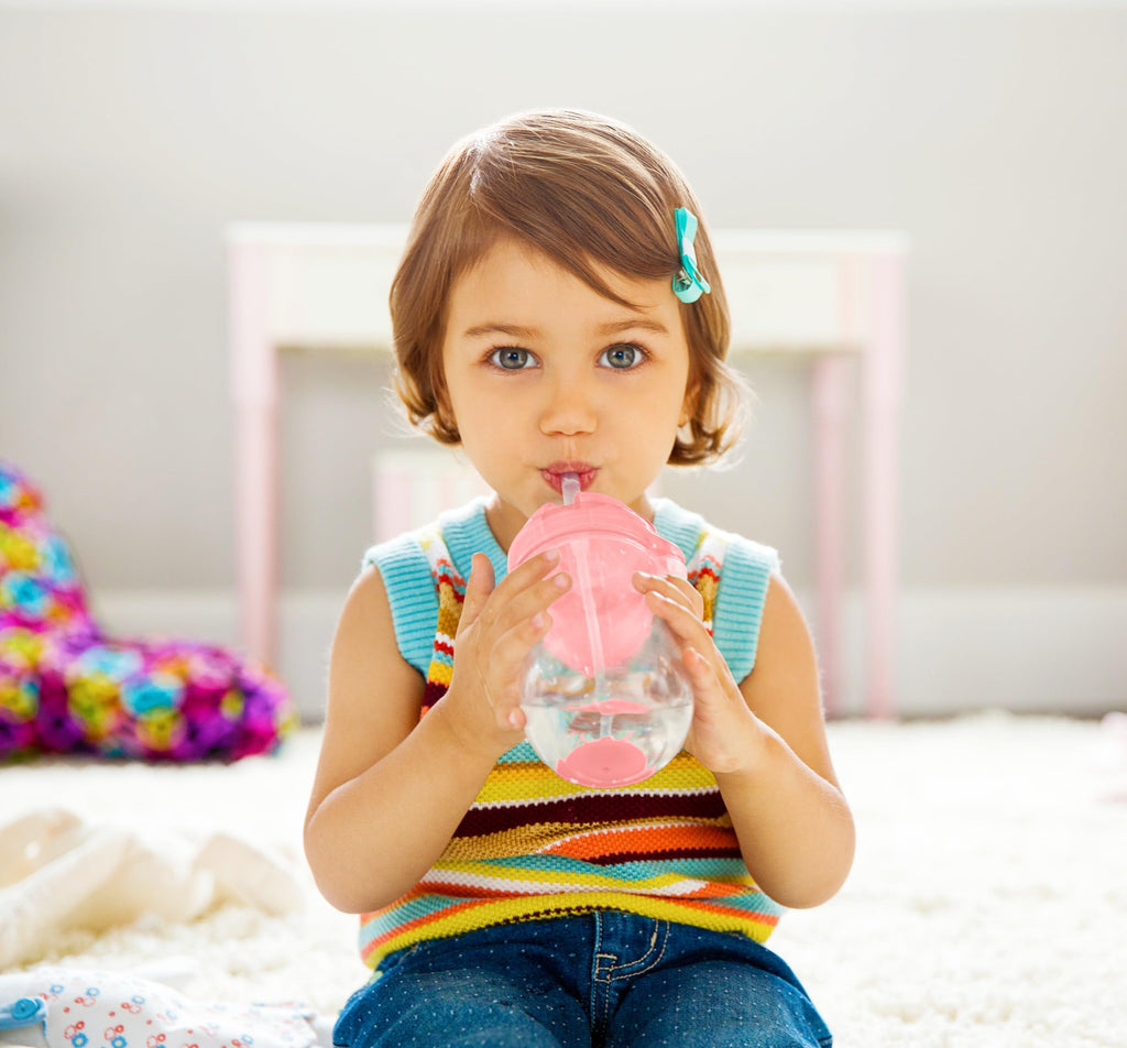 Munchkin Click Lock Tip & Sip Straw Cup Set| Baby & Toddler Sippy Cups with Straw| BPA Free Non Spill Cup| Dishwasher Safe Baby Straw Cup| Weighted Straw Childrens Cups| 7oz/207ml| 2 Pack| Pink/Purple