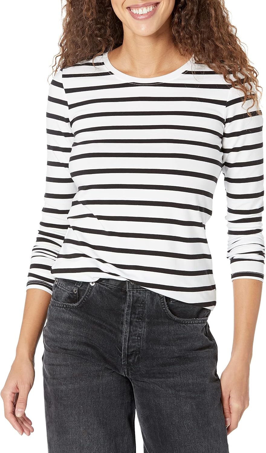 Amazon Essentials Women's Regular-Fit Long-Sleeve Crewneck T-Shirt