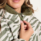OHS Adults Drying Robe, Water-Resistant Changing Robe Gifts for Women Comfy Sherpa Privacy Robes for Women Men, Stay Dry Jacket Swimming Camping Drying Robes - S/M, L/XL