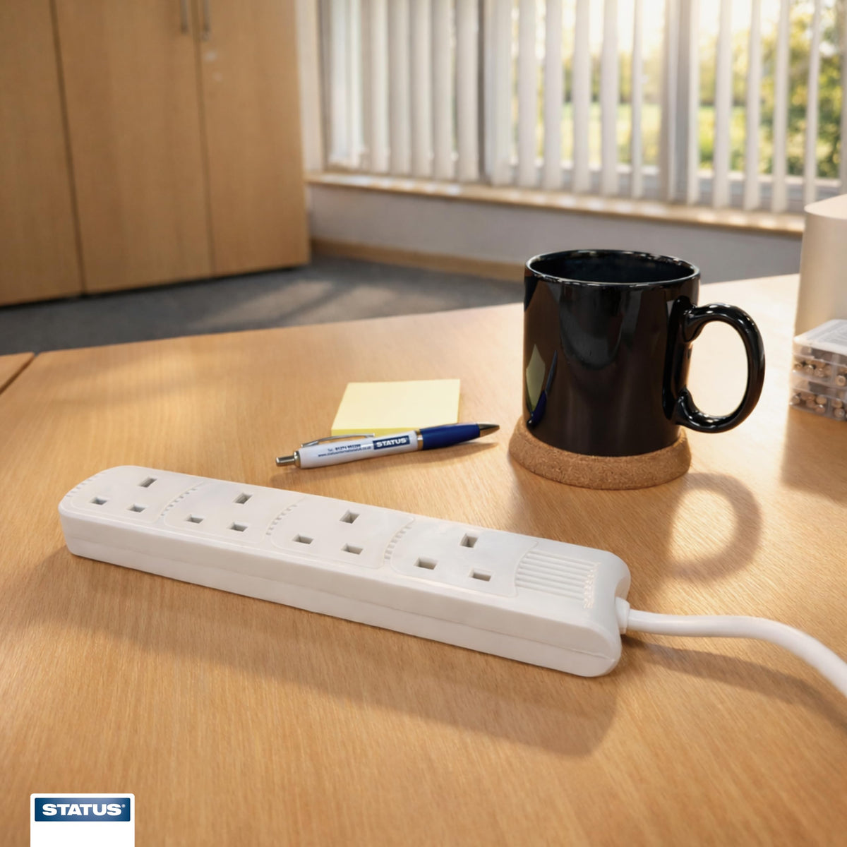 STATUS 4 Way Socket Extension Lead, 1m Cable, White (4WS1M20)