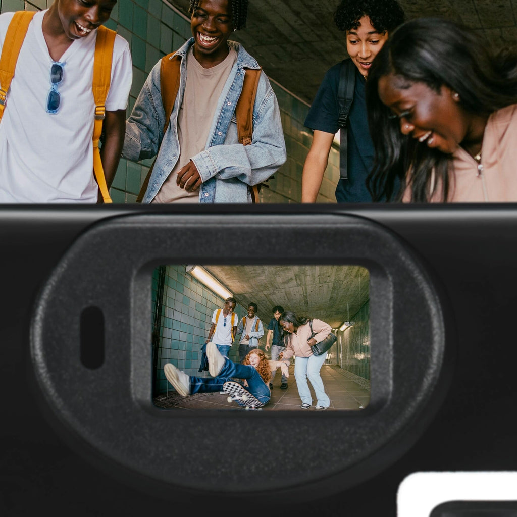 Fujifilm Quicksnap 27 exposure, FUJICOLOR 400 ISO speed film camera, with Built-in flash